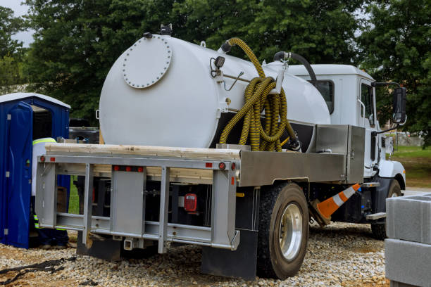 Best Luxury portable toilet rental  in Wood Dale, IL
